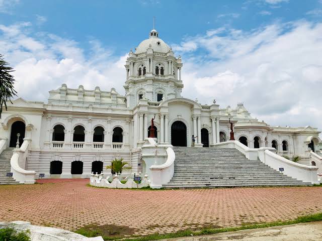 Ujjayanta Palace